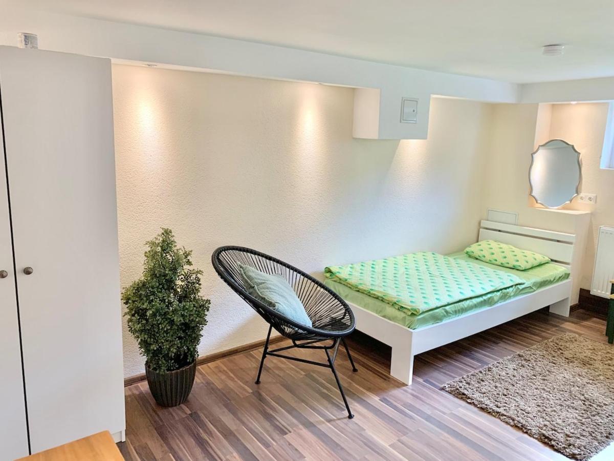 Apartment Haus House Near Fair Exhibition Messe Very Close 9 Min Walking *