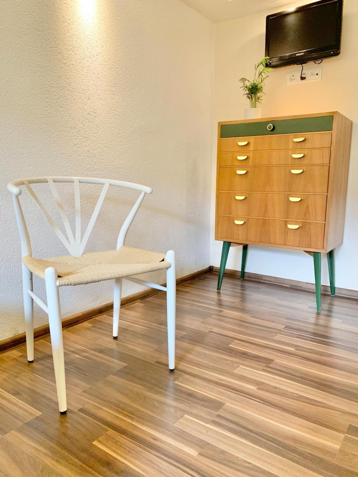 Apartment Haus House Near Fair Exhibition Messe Very Close 9 Min Walking Hannover